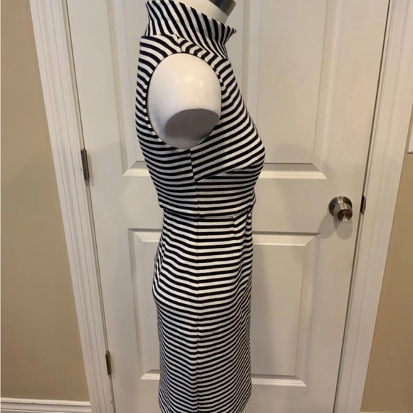 Boden 2p navy and white striped pencil dress - Picture 3 of 6